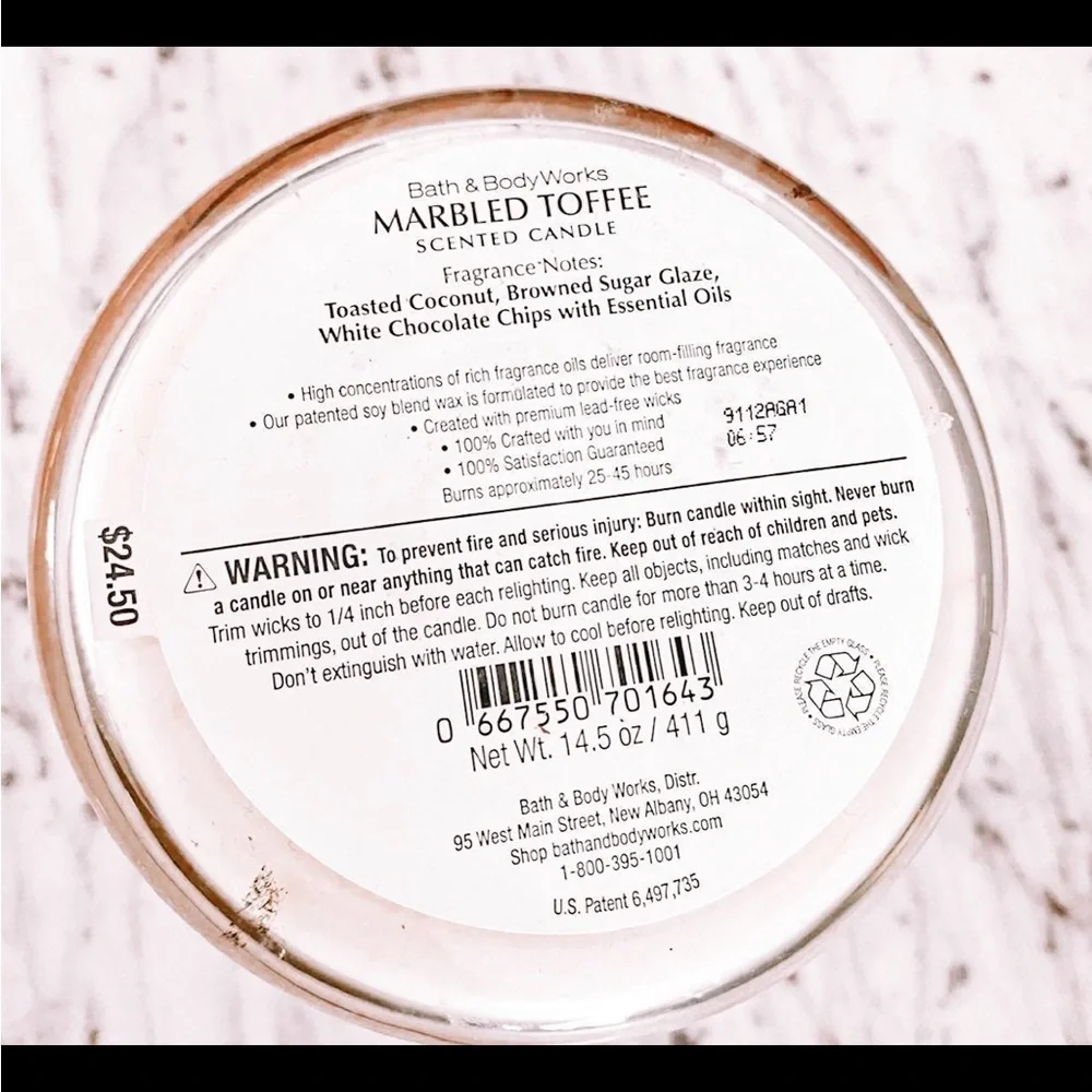 Bath & body works marble toffee candle